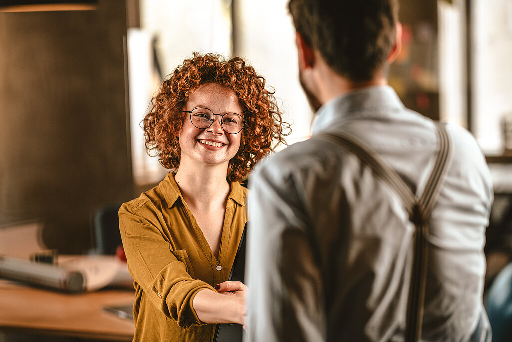 Übernahme in eine Festanstellung nach erfolgreichem Abschluss und persönlicher Eignung